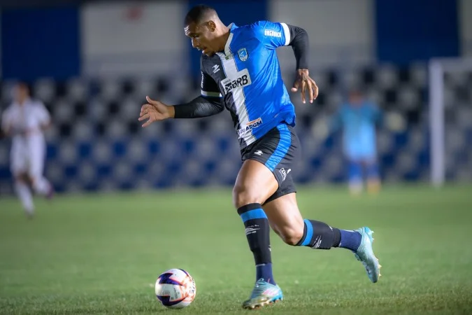 Partida entre Araguaína e Capital no Estádio Mirandão