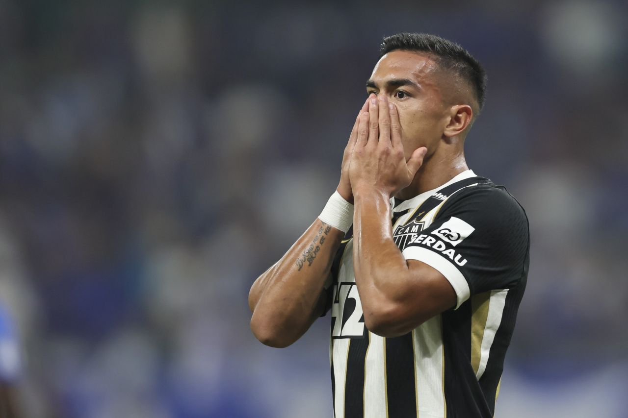 Jogadores em campo no Brasileirão