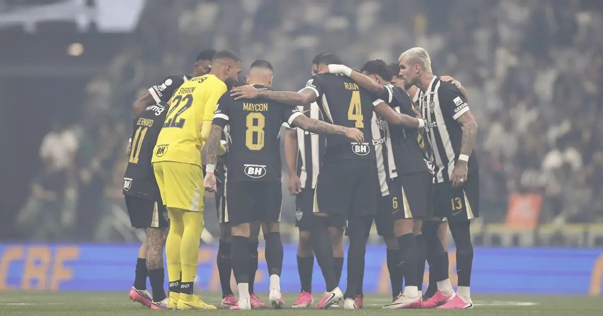 Cassierra lamenta chance perdida durante partida na Arena MRV