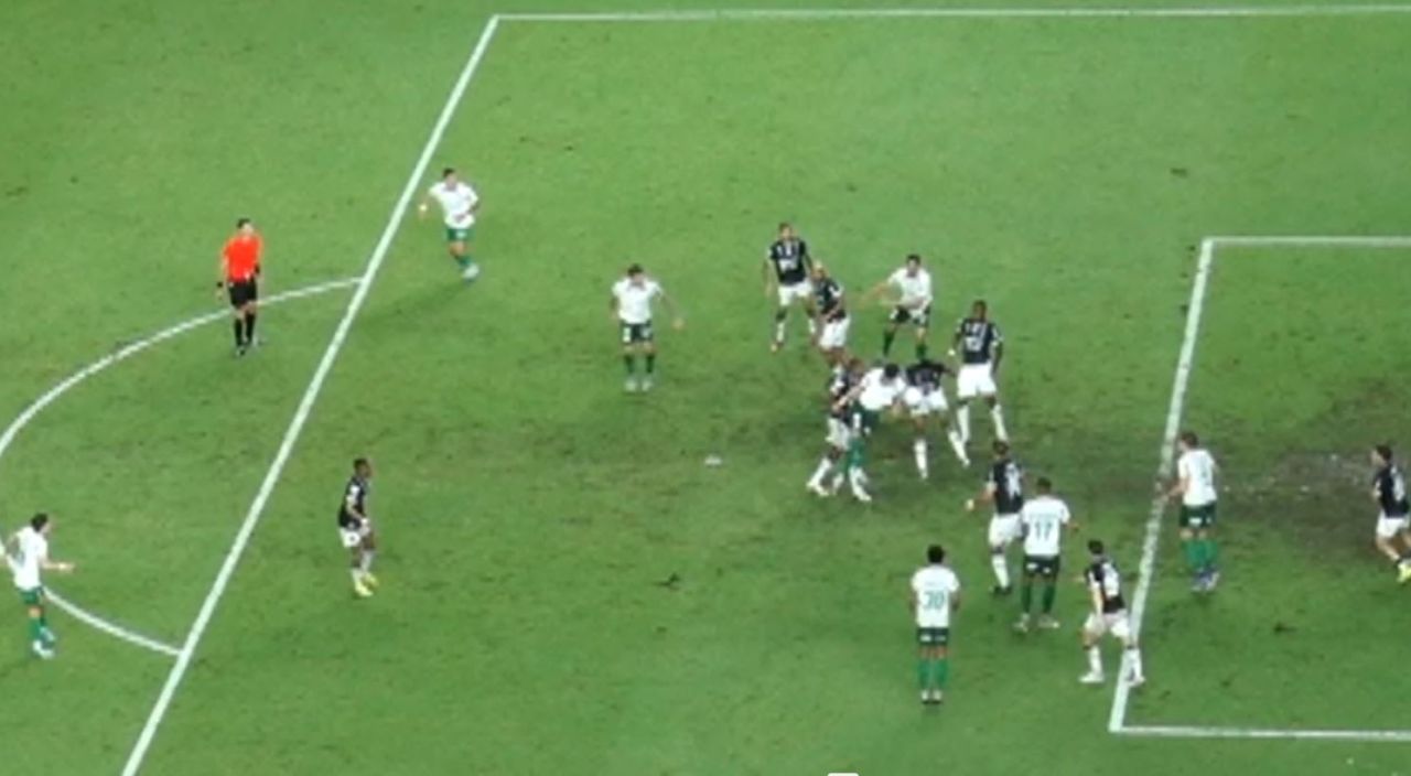 Áudio do VAR em Remo x Palmeiras