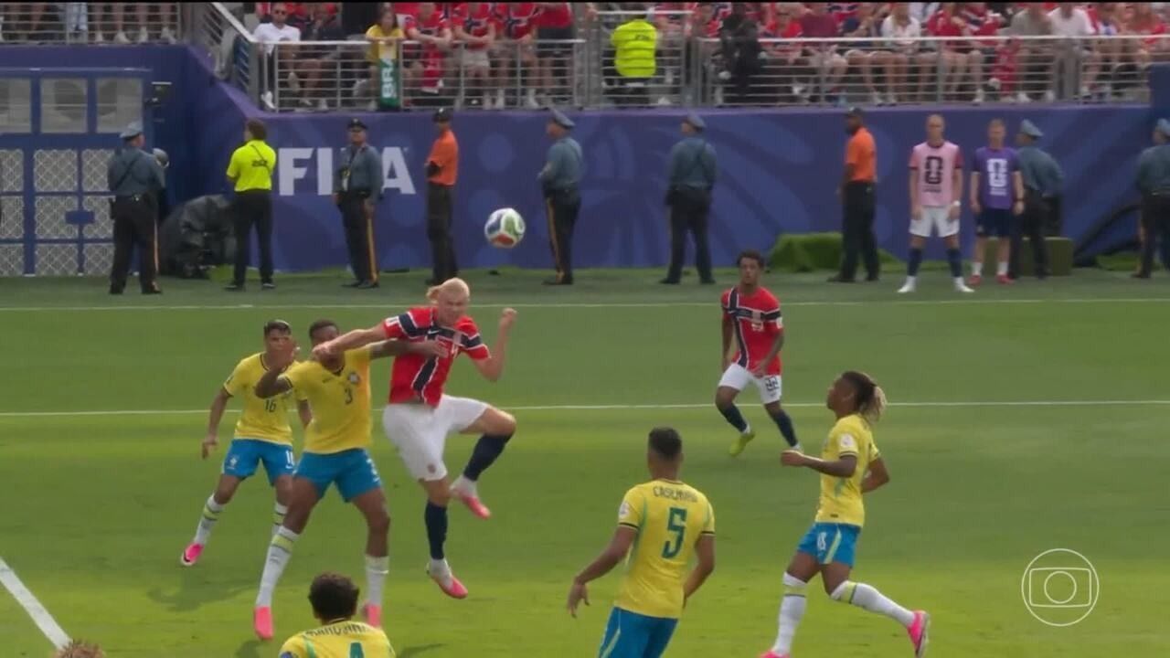 Cena do vídeo institucional da CBF com televisão em chamas