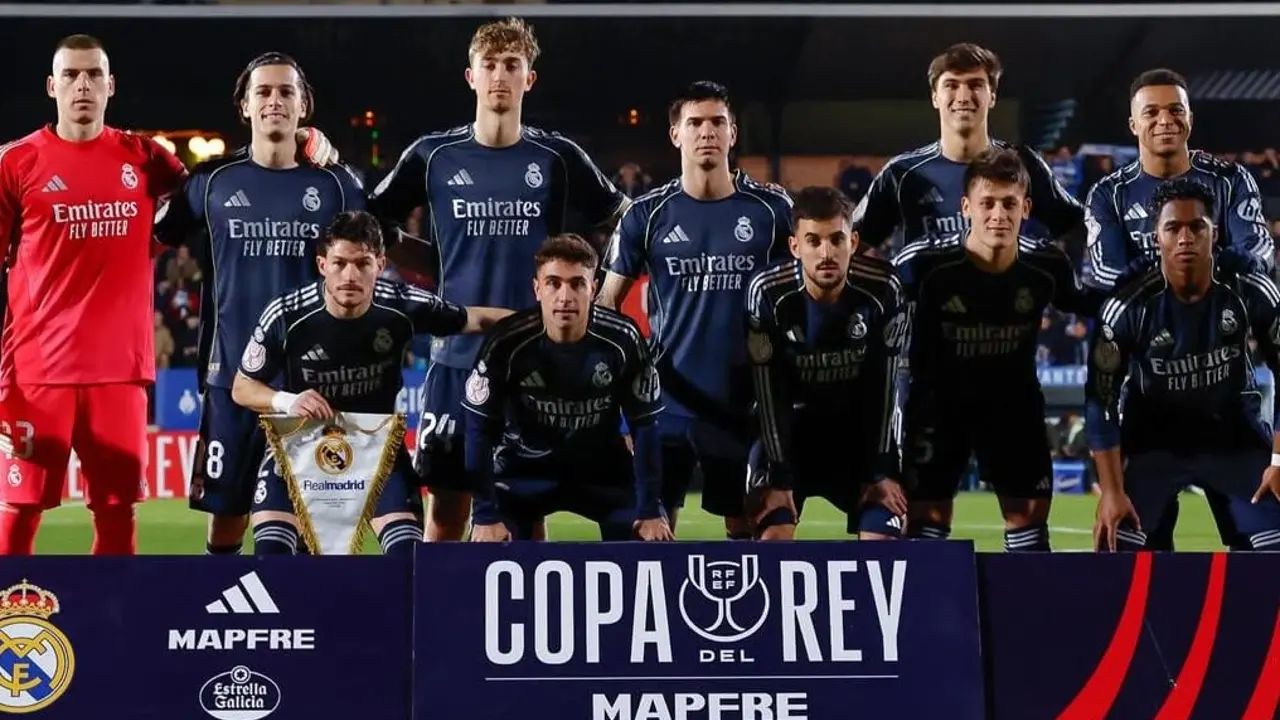 Dani Ceballos com a camisa do Real Madrid