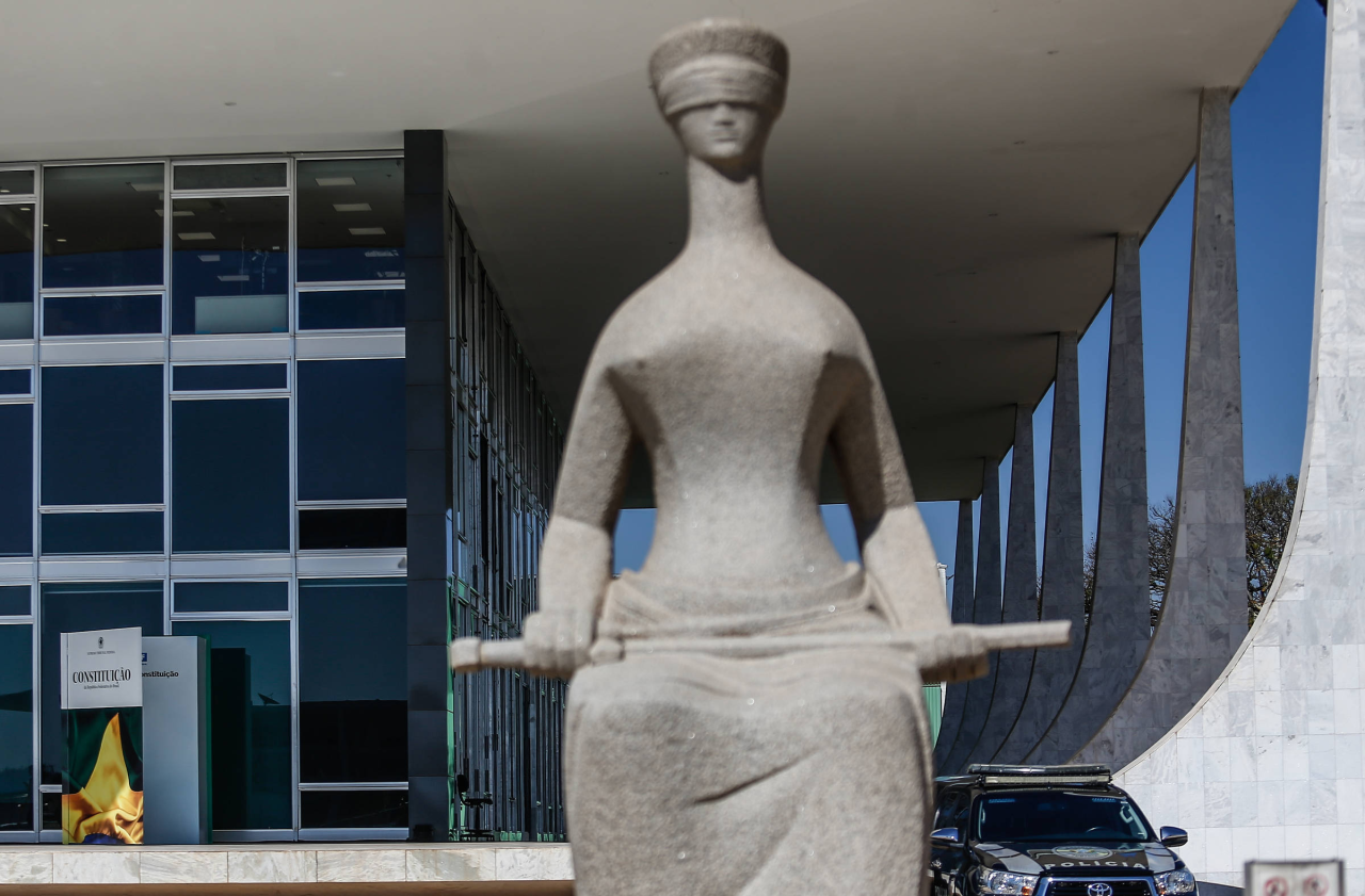 Celulares e HD apreendidos devolvidos ao blogueiro