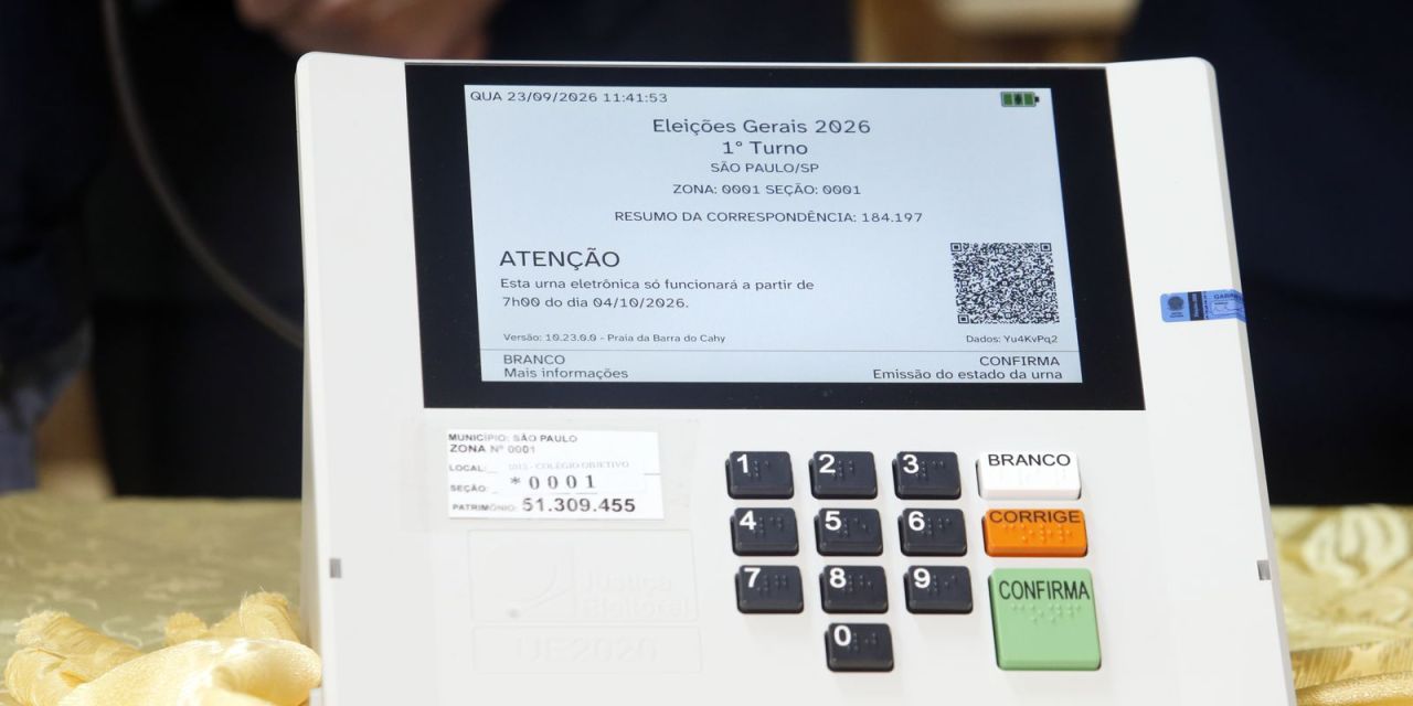 representantes da ABC e SBPC anunciam nota sobre risco de interferência externa nas eleições