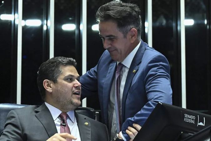 Senador Ciro Nogueira em sessão no Senado