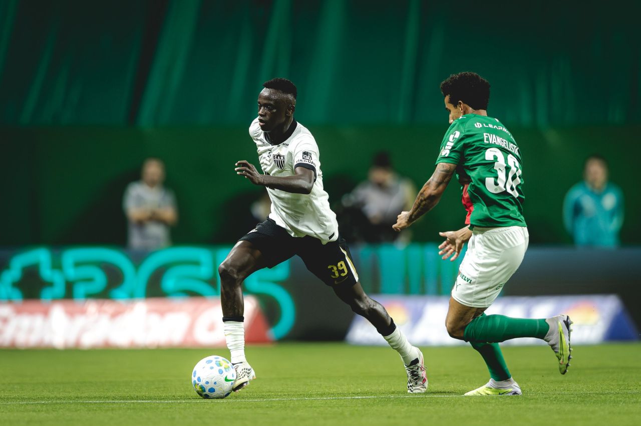 Mamady Cissé em campo