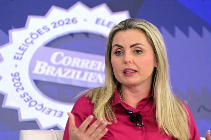Clariana Barão em sabatina