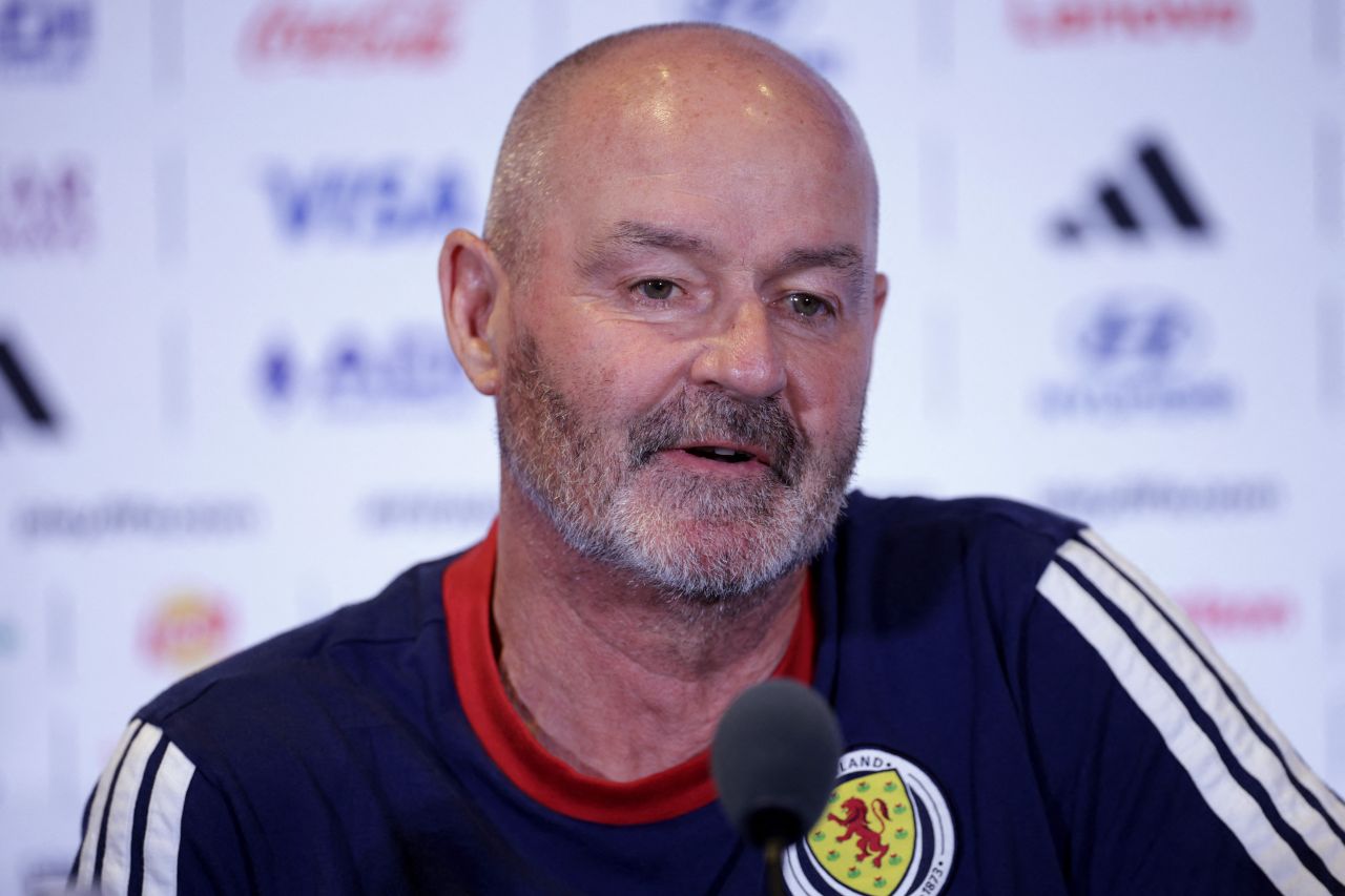 Steve Clarke durante coletiva antes de Escócia x Marrocos
