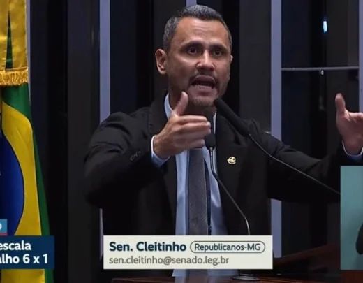 Senador Cleitinho Azevedo durante sessão no Senado