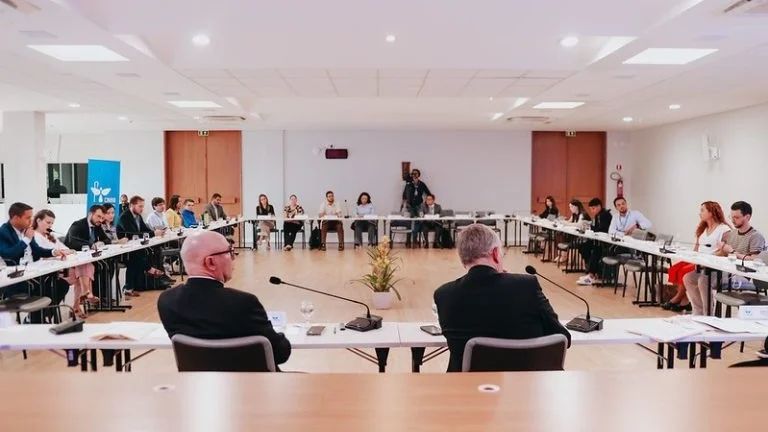 Dom Jaime Spengler em coletiva com jornalistas