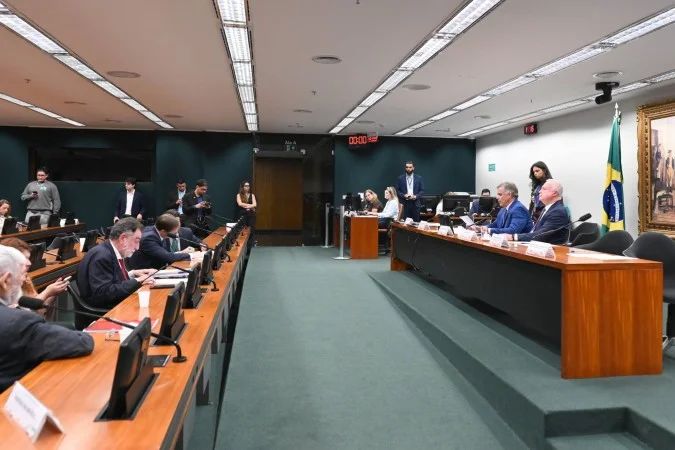 Audiência sobre escala 6x1 na Câmara