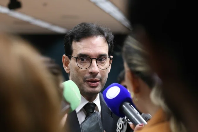 Plenário 2 da Câmara durante reunião de comissão