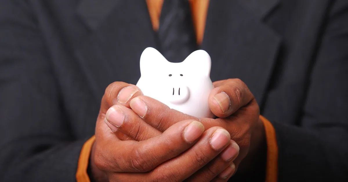 Clientes em agência bancária