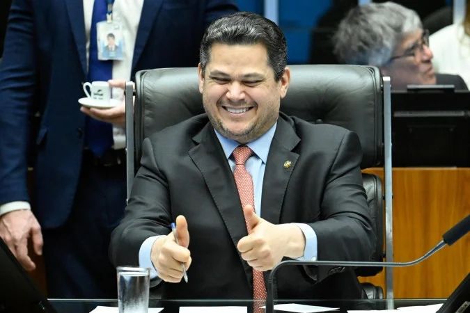 Plenário do Congresso durante sessão para derrubada de vetos
