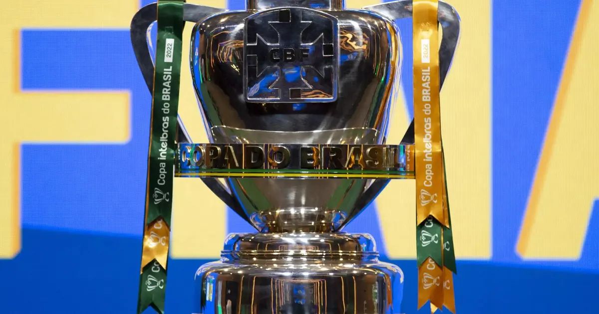 Cruzeiro e Atlético-MG se enfrentam no Mineirão