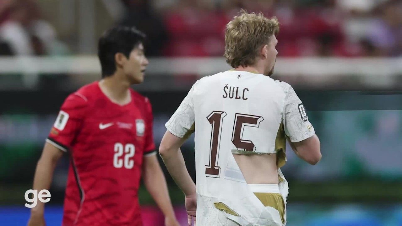 Jogadores da Coreia do Sul comemoram virada sobre a República Tcheca