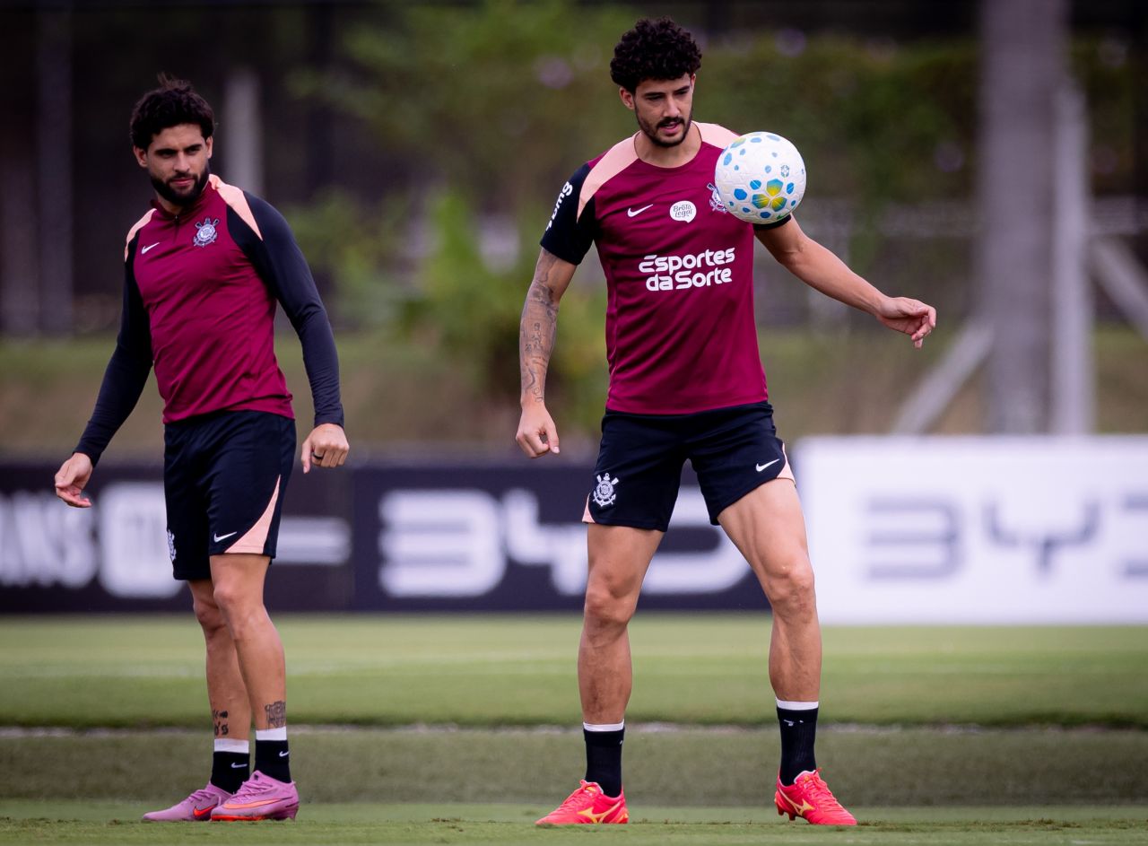 Treino do Corinthians antes do clássico