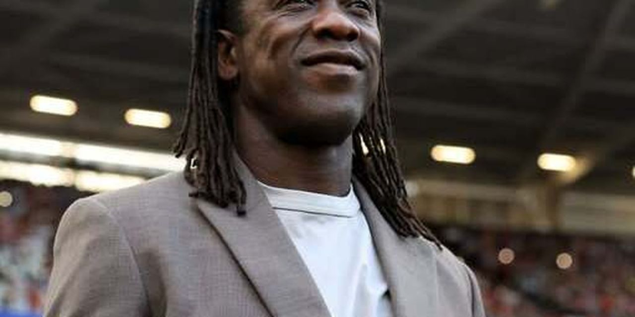 Clarence Seedorf em anúncio oficial
