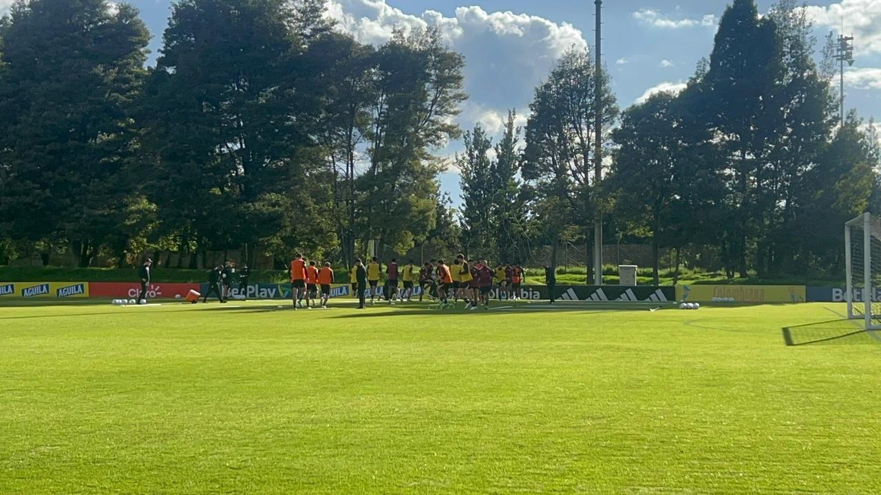 Treino do Corinthians em Bogotá