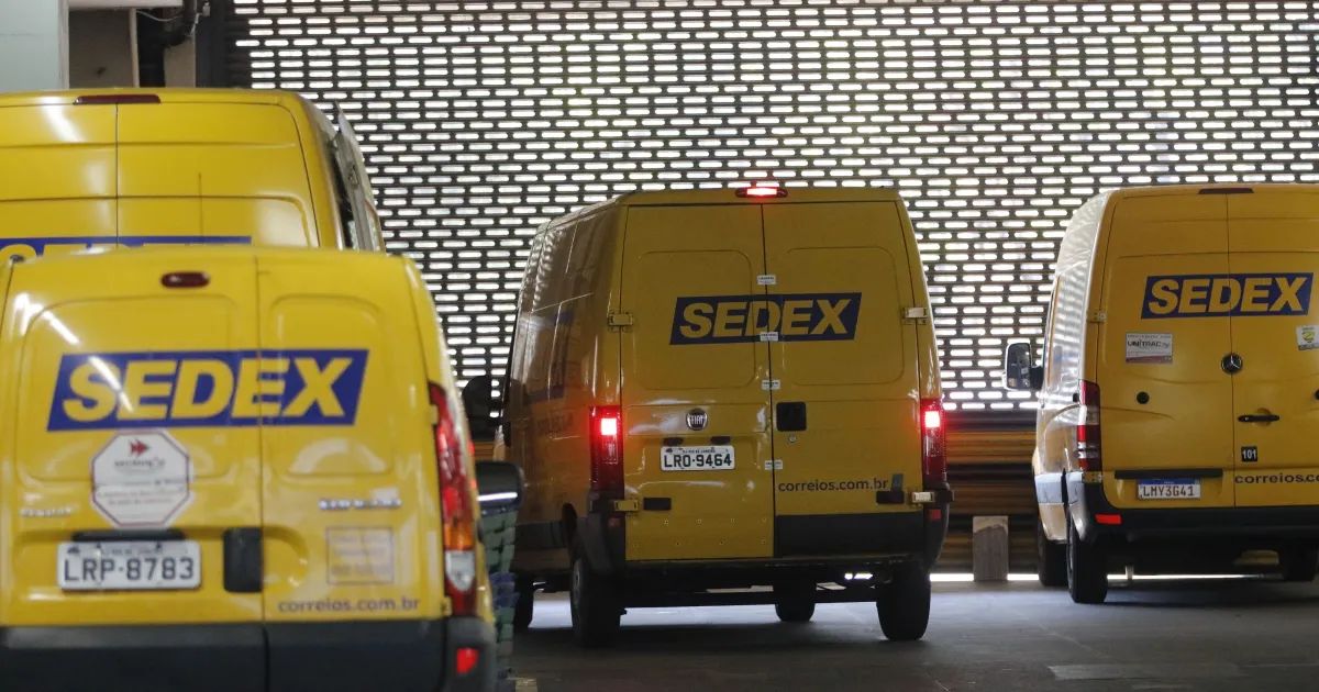 Fachada de agência dos Correios