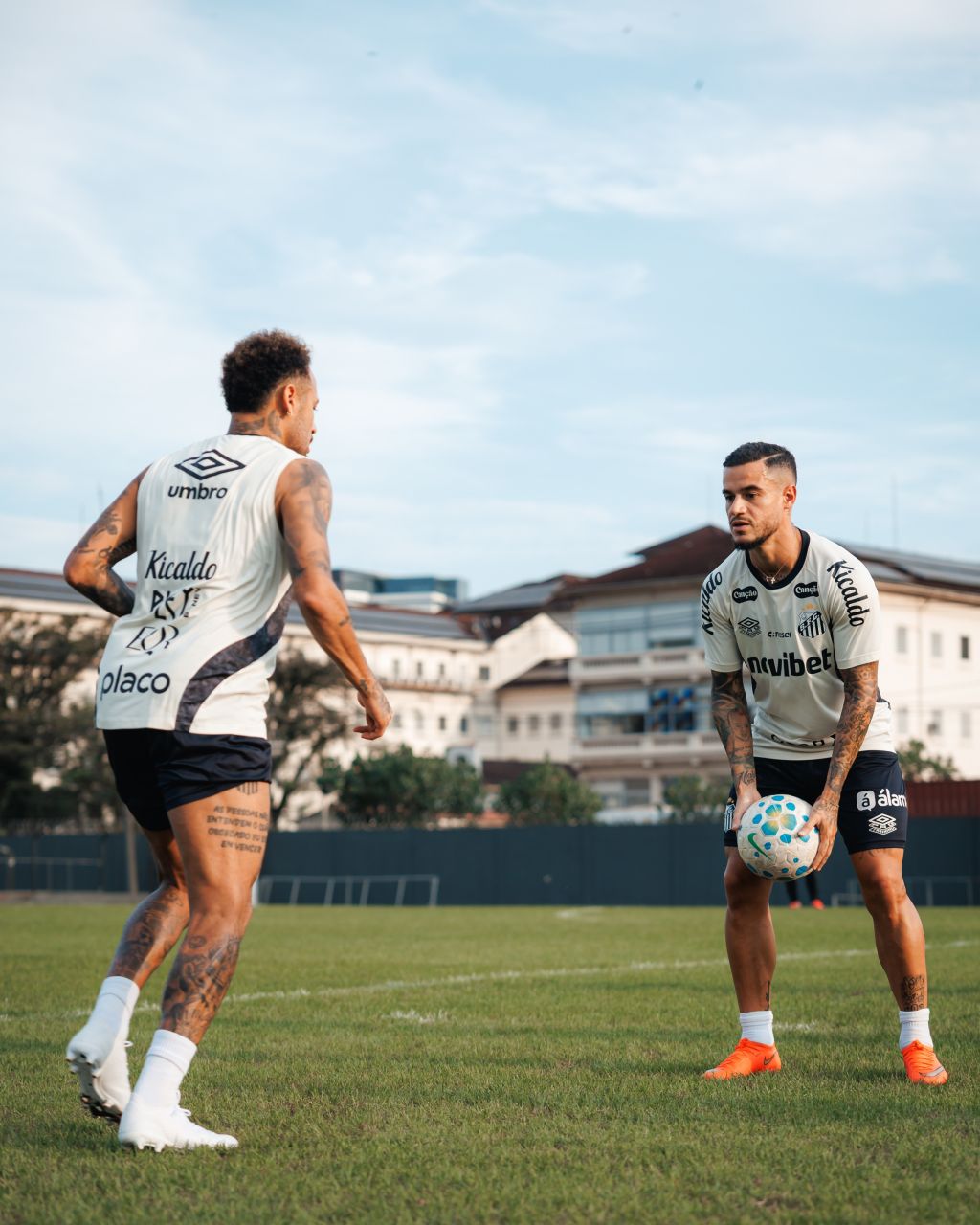 Philippe Coutinho em treino pelo Santos