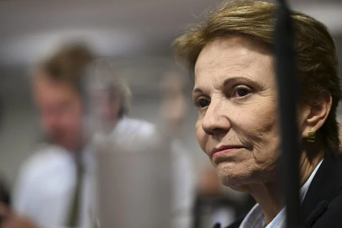 Tereza Cristina em coletiva no Senado