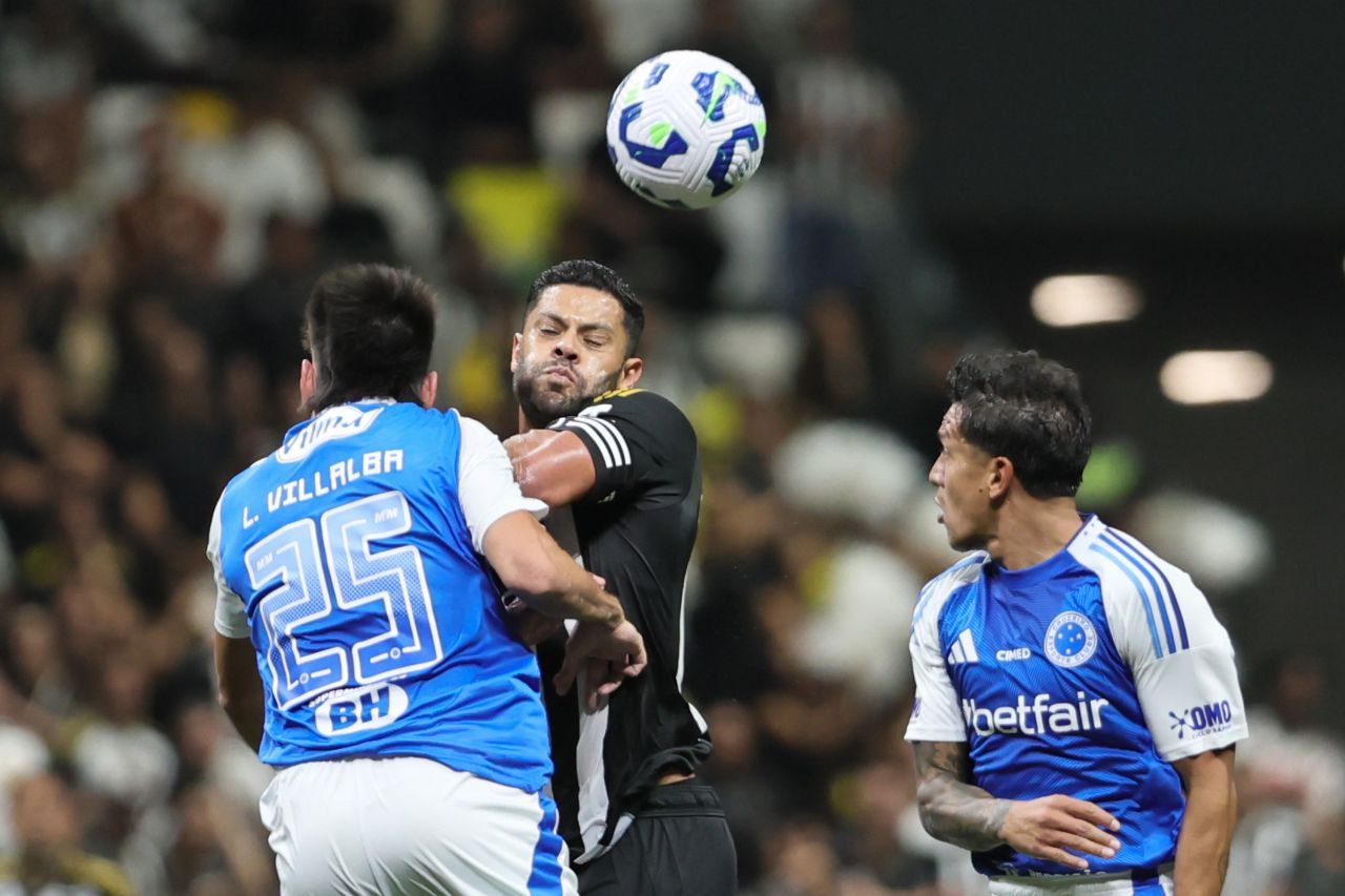 Kaio Jorge comemorando gol contra o Atlético-MG