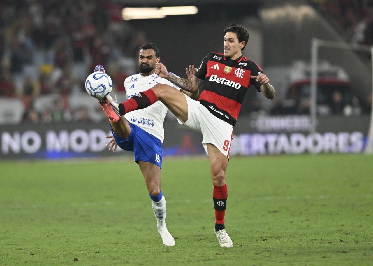 Jogadores do Cruzeiro lamentam eliminação no Maracanã