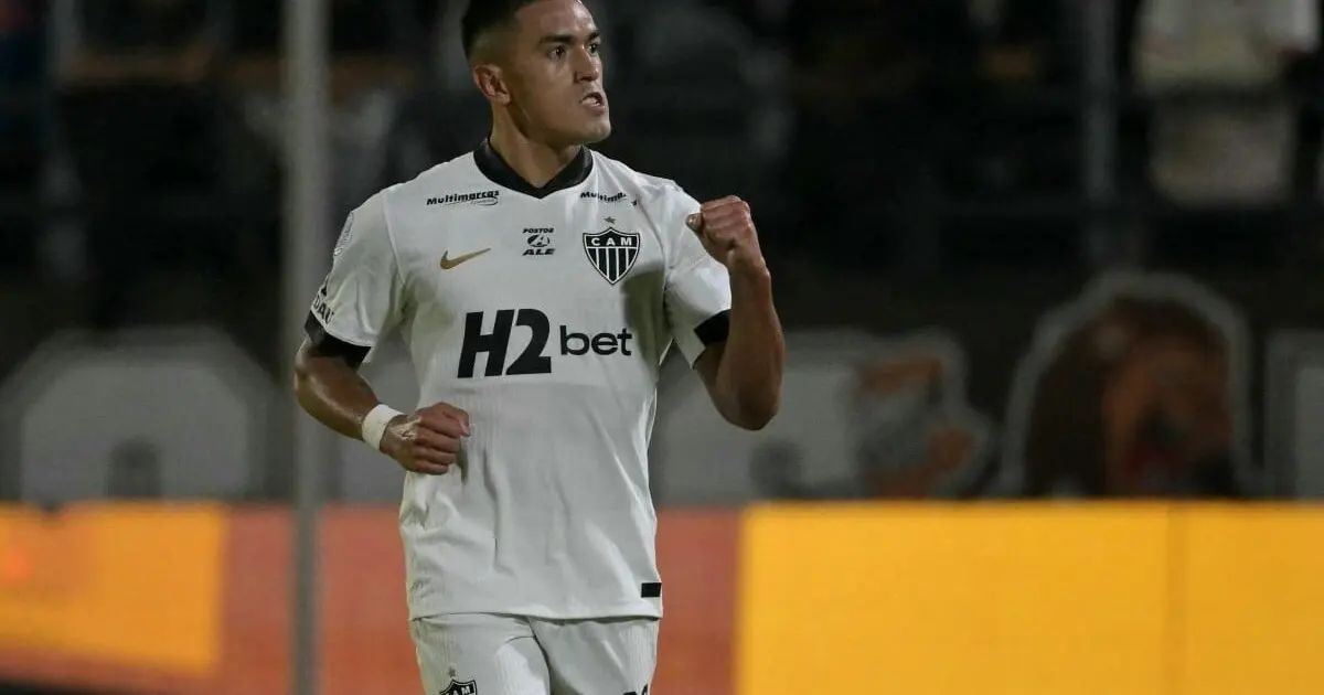 Tomás Cuello comemora após marcar o gol da vitória