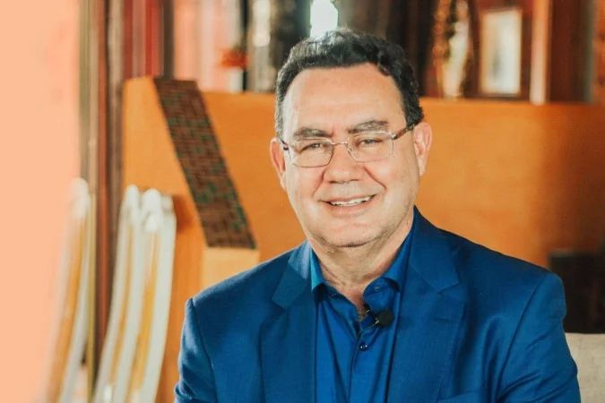 Augusto Cury em sabatina pós-debate