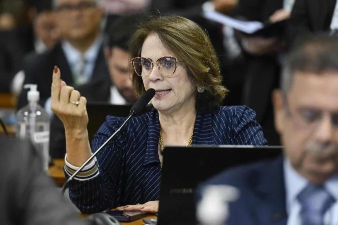 Senadora Damares Alves