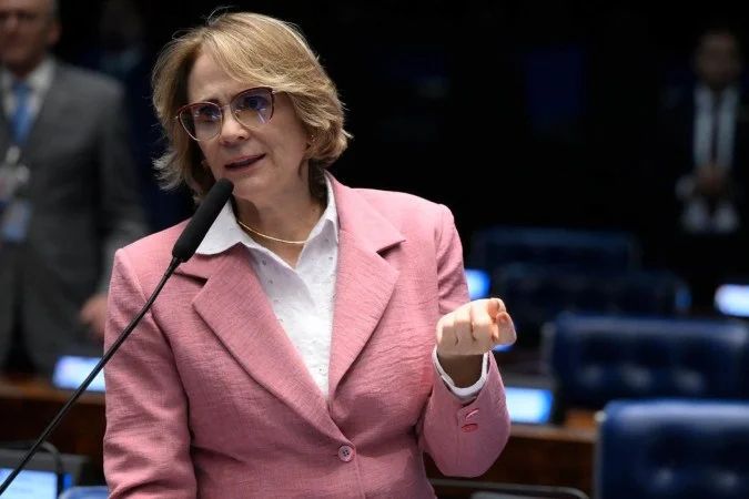Damares Alves em pronunciamento