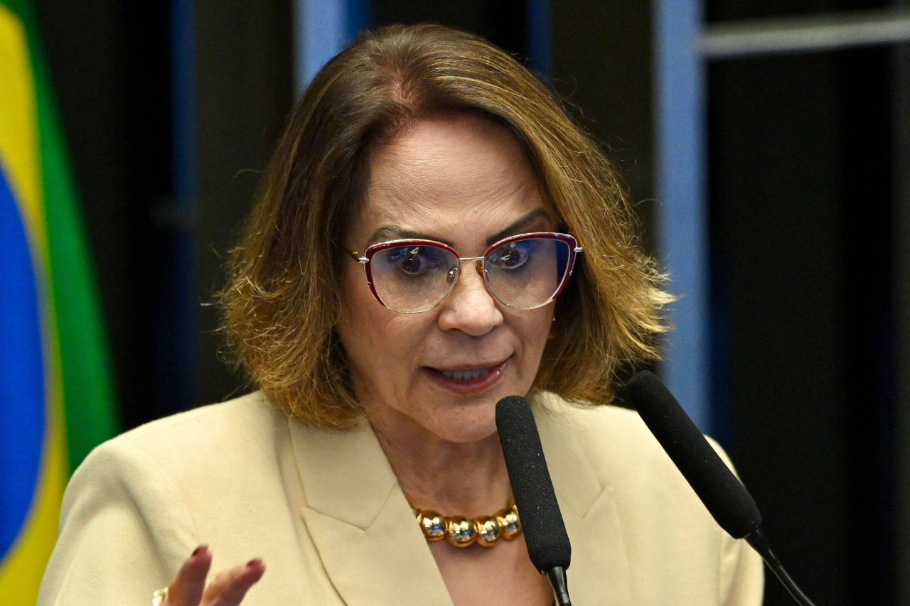 Senadora Damares Alves