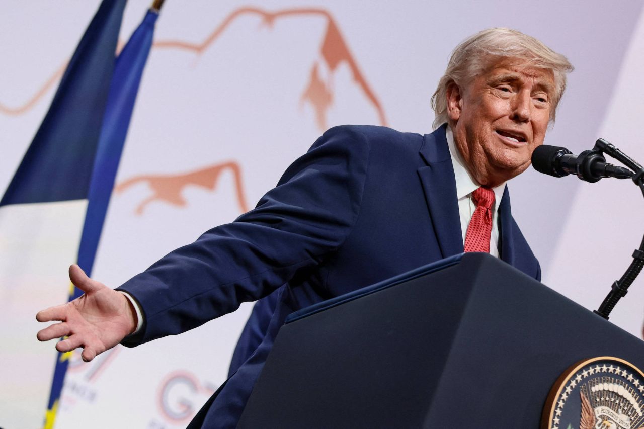 Donald Trump durante entrevista