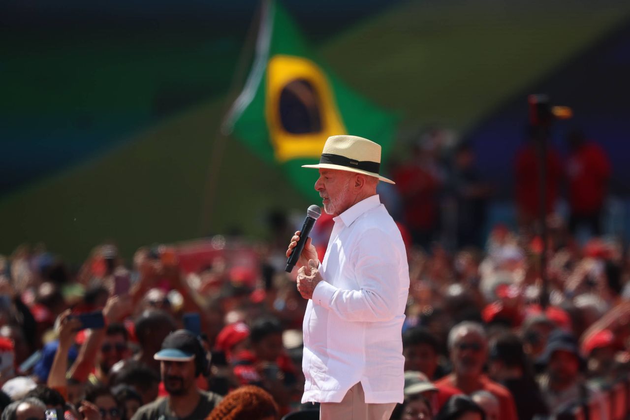 Gráfico com avaliação do governo Lula por estado segundo Datafolha