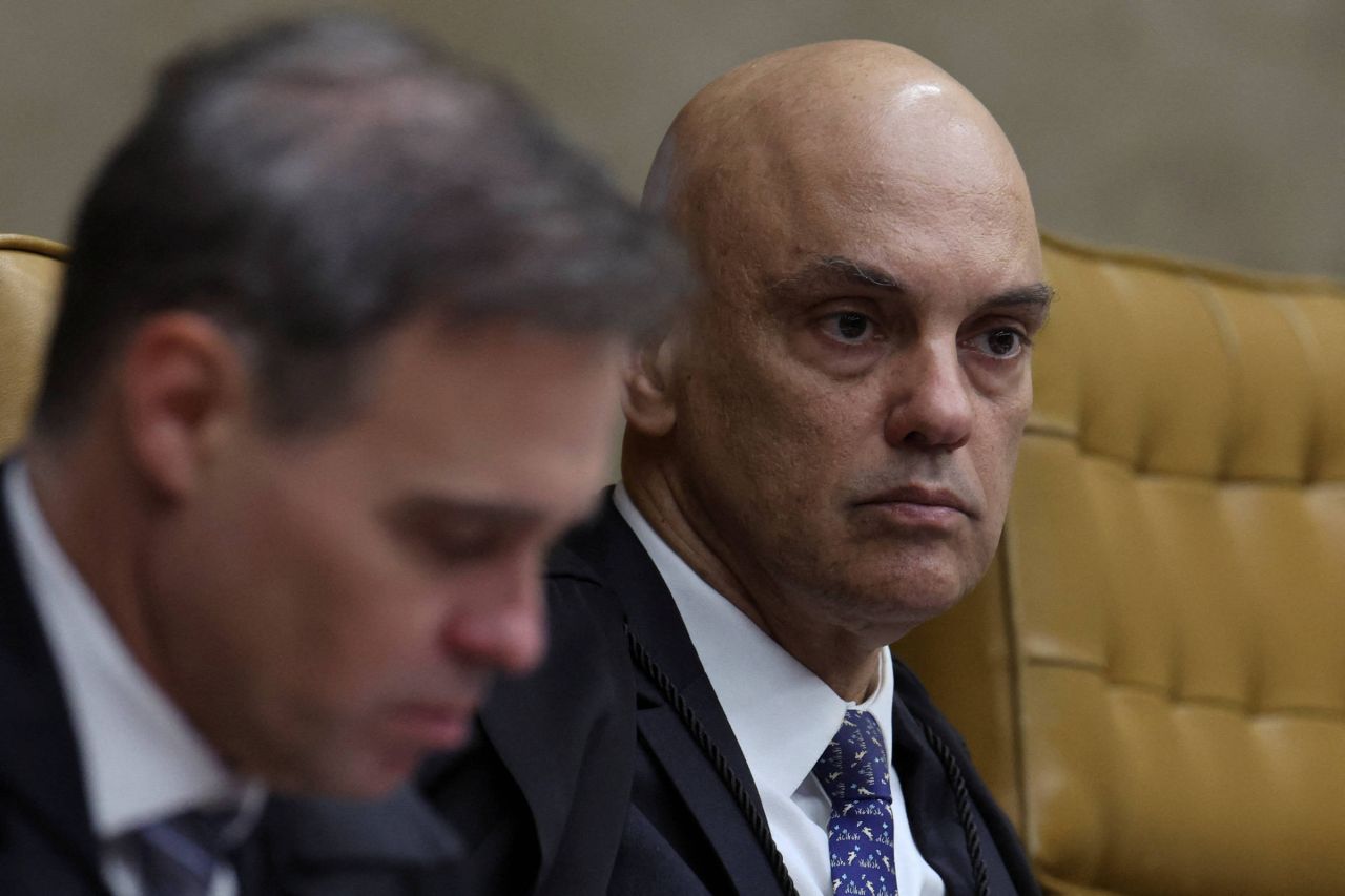 Ministros do STF em plenário