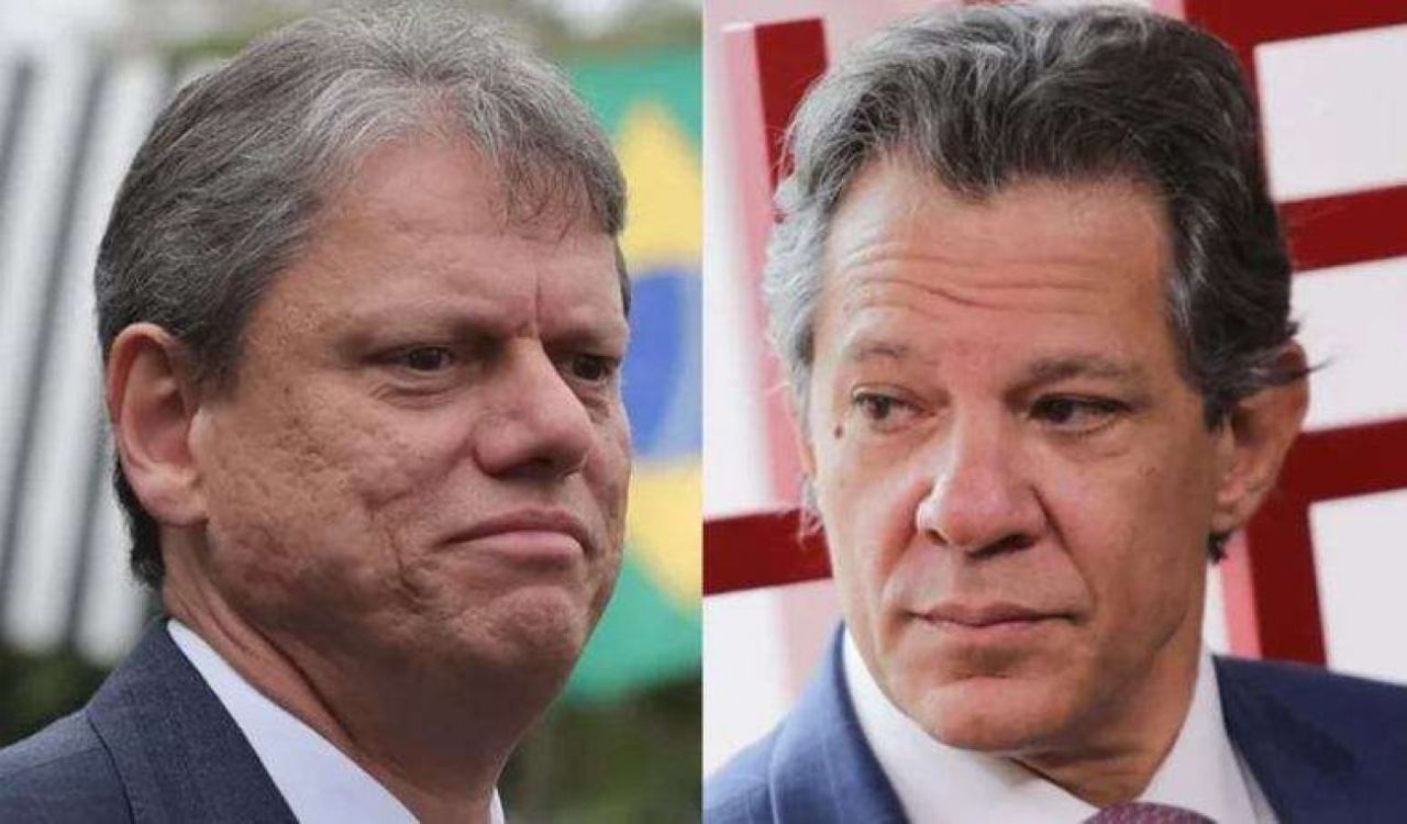 Tarcísio de Freitas discursando em evento em São Paulo