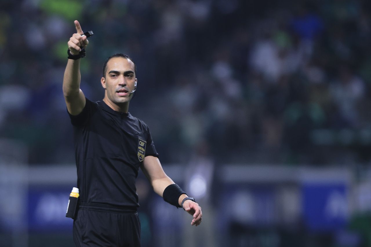 Árbitro Davi de Oliveira Lacerda