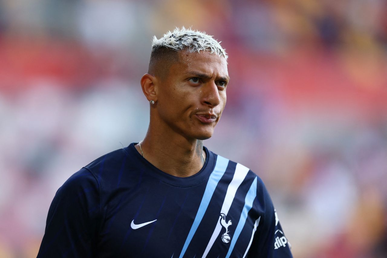 Richarlison em ação pelo Tottenham