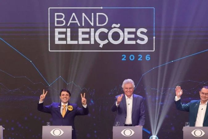 Renan Santos Ronaldo Caiado Augusto Cury no estúdio do debate