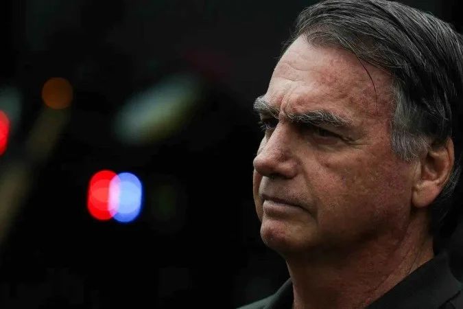 Ex-presidente Jair Bolsonaro em ambiente domiciliar