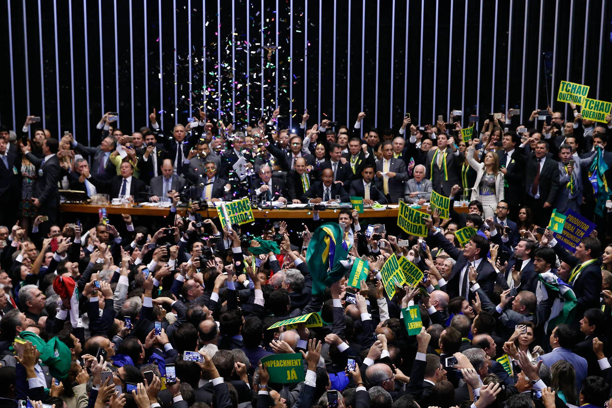 Eduardo Cunha na Câmara durante sessão de 2016