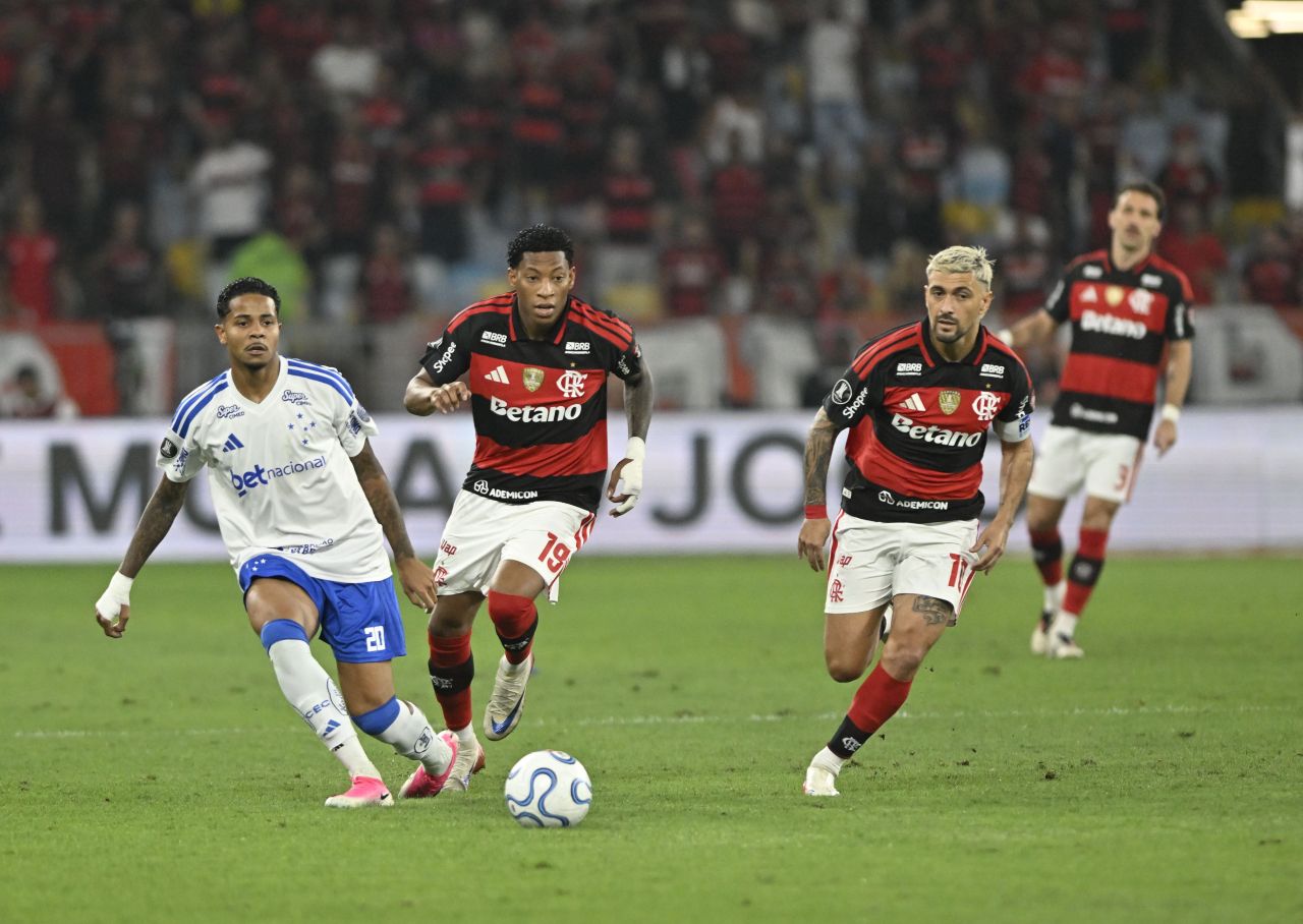 Gonzalo Plata pelo Flamengo
