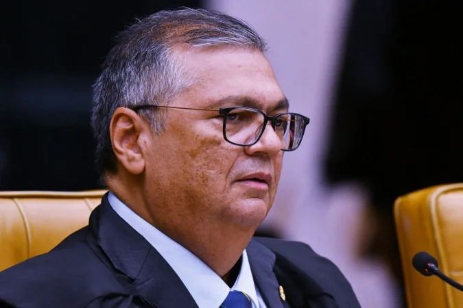 Ministro Flávio Dino no plenário do STF