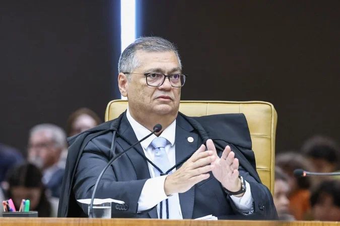 Ministro Flávio Dino no plenário do STF