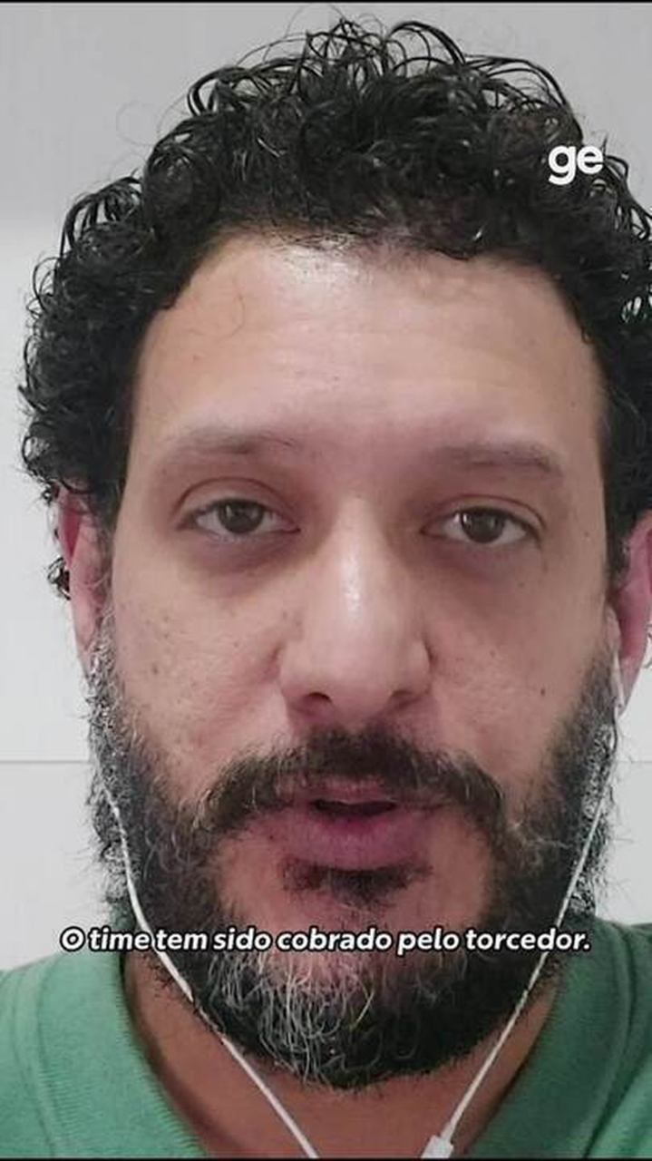 Diógenes durante treino do Santos