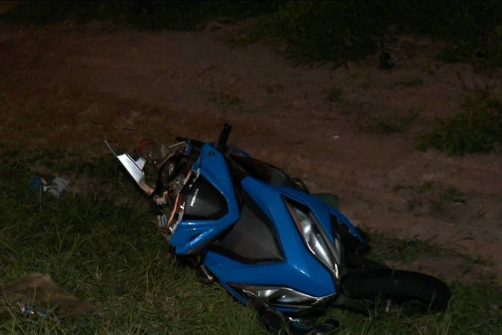 Trecho noturno da rodovia dos Imigrantes