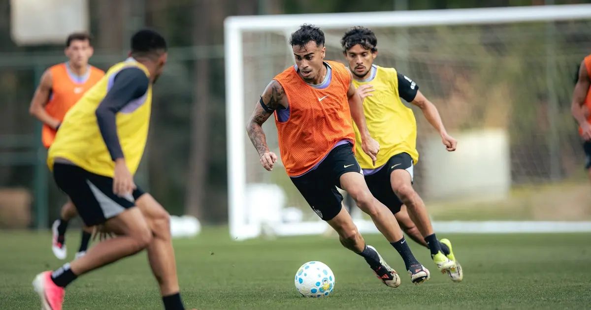 Treino do Atlético antes do clássico