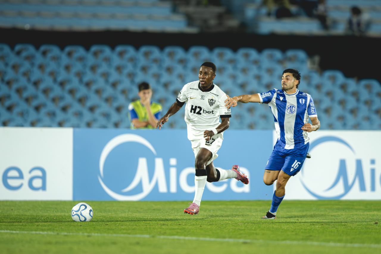 Juventud x Atlético-MG no Estádio Centenário