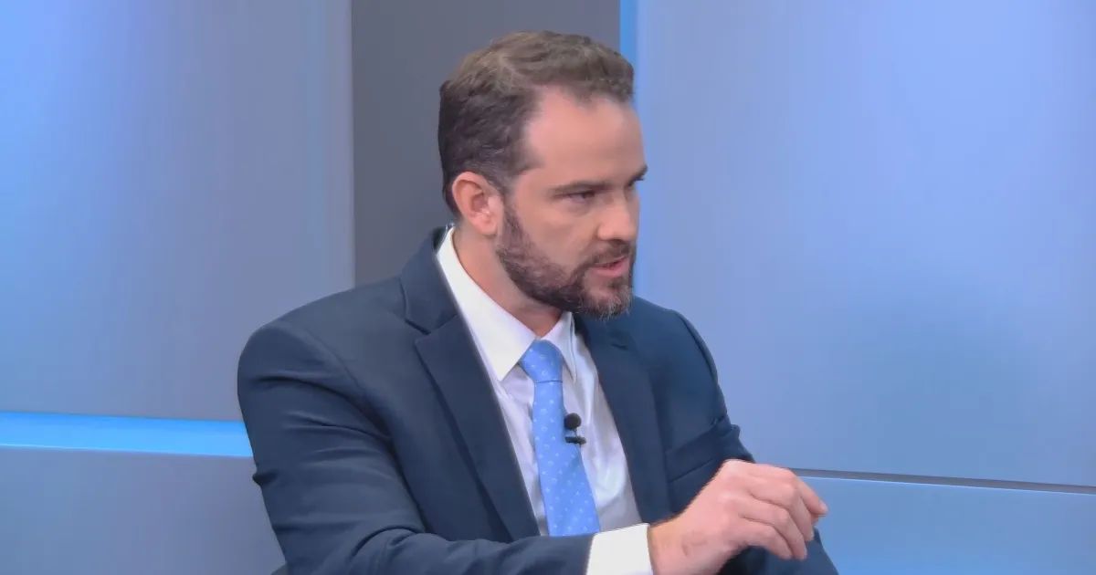 Dario Durigan em entrevista
